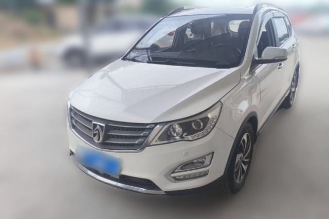 Used Baojun 560 2015 1.8L manual luxury version