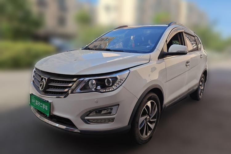Used Baojun 560 2015 1.8L manual luxury version Guazi used car, China used car export, Used car for sale, Used  cars, Cheapest cars for sale