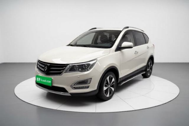 Używany Baojun 560 2015 1.8L manual luxury version