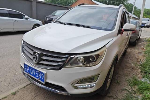 Used Baojun 560 2015 1.8L Manual Elite Edition