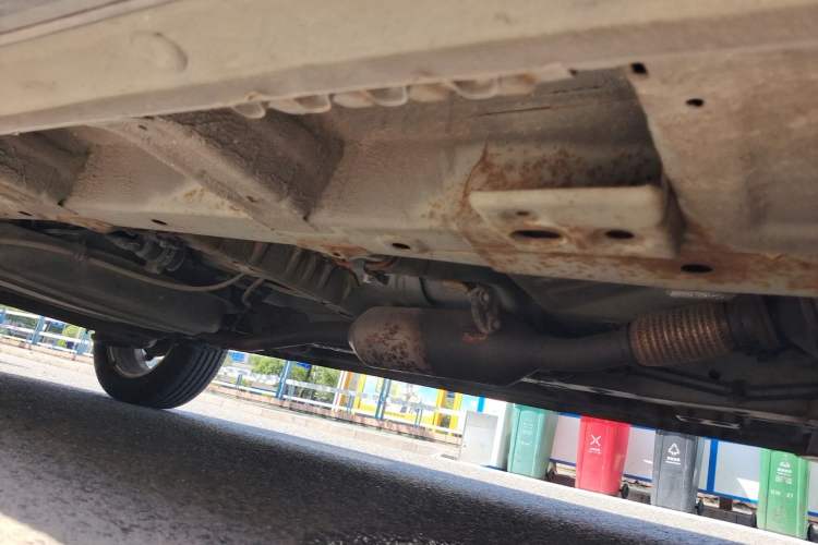 Used Baojun 560 2015 1.8L Manual Elite Edition Chassis Front Right