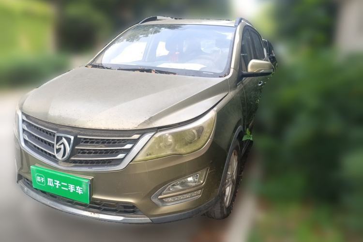 Used Baojun 560 2015 1.8L Manual Elite Edition Guazi used car, China used car export, Used car for sale, Used cars, Cheapest cars for sale