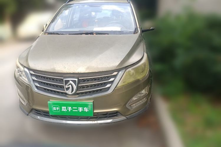 Used Baojun 560 2015 1.8L Manual Elite Edition Front