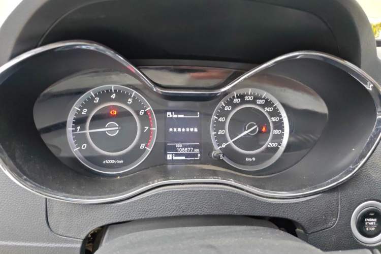 Used Baojun 560 2015 1.8L manual luxury version Instrument Cluster