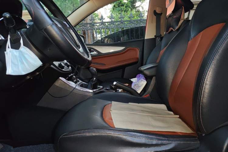Used Baojun 560 2015 1.8L Manual Elite Edition Left Front Seat