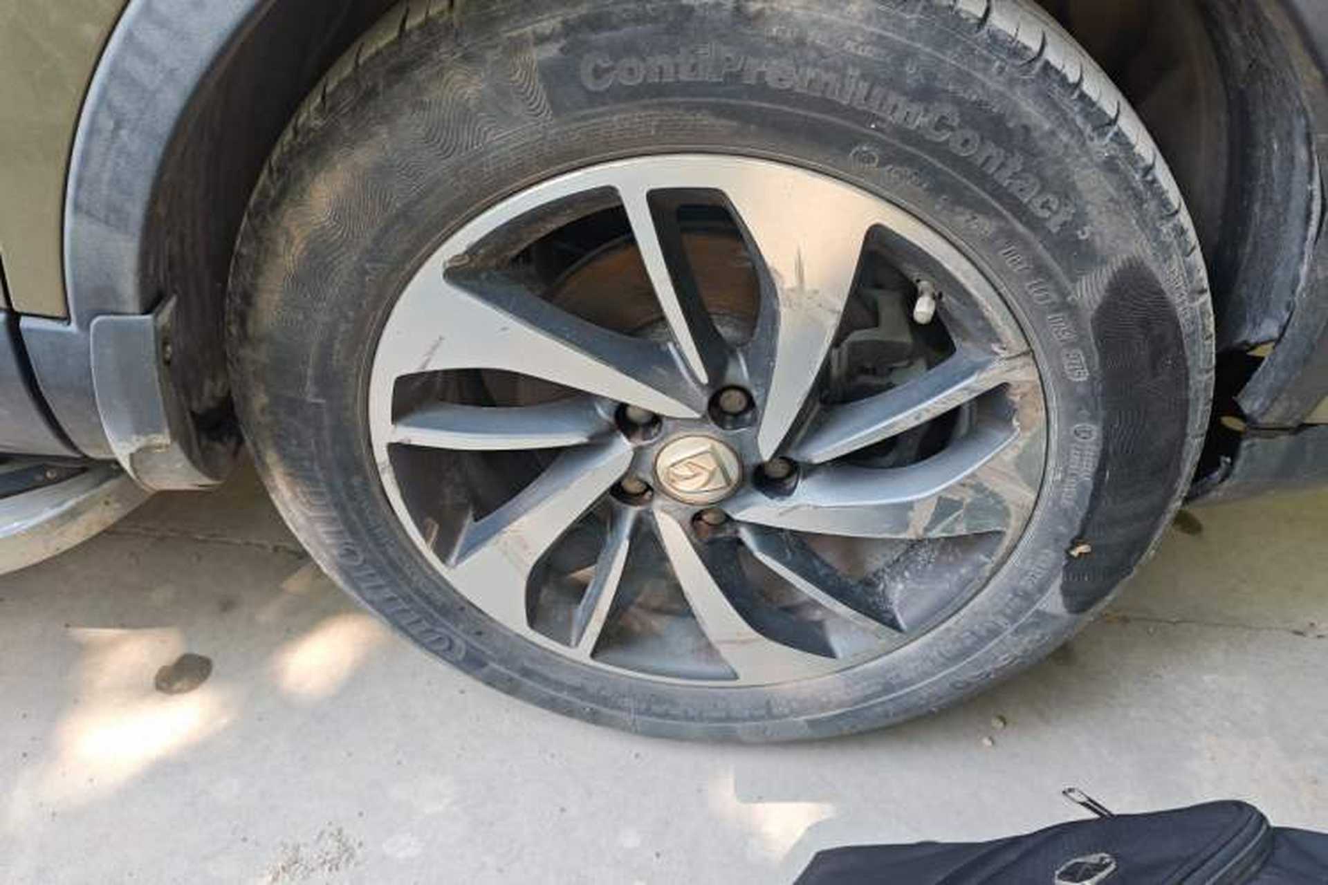 Used Baojun 560 2015 1.8L manual luxury version Right Front Wheel Hub