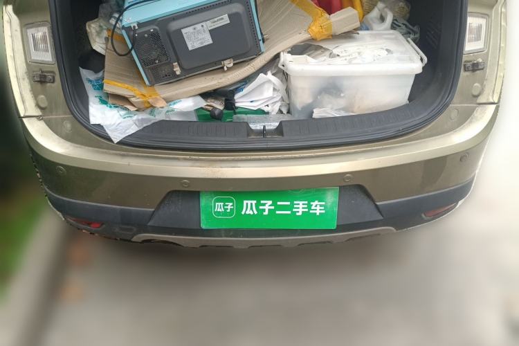 Used Baojun 560 2015 1.8L Manual Elite Edition Trunk