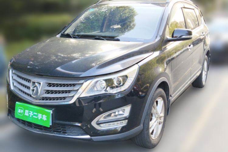 Used Baojun 560 2016 1.8L Manual Elite Edition Guazi used car, China used car export, Used car for sale, Used  cars, Cheapest cars for sale