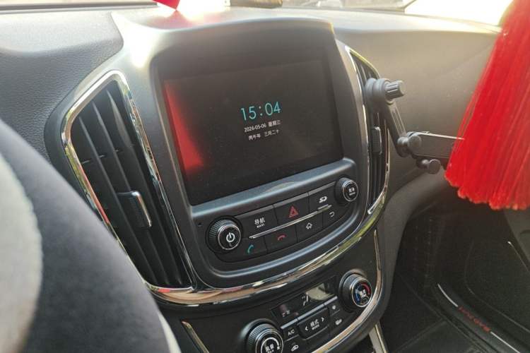 Used Baojun 560 2016 1.8L Manual Luxury Edition Audio And AC Panel