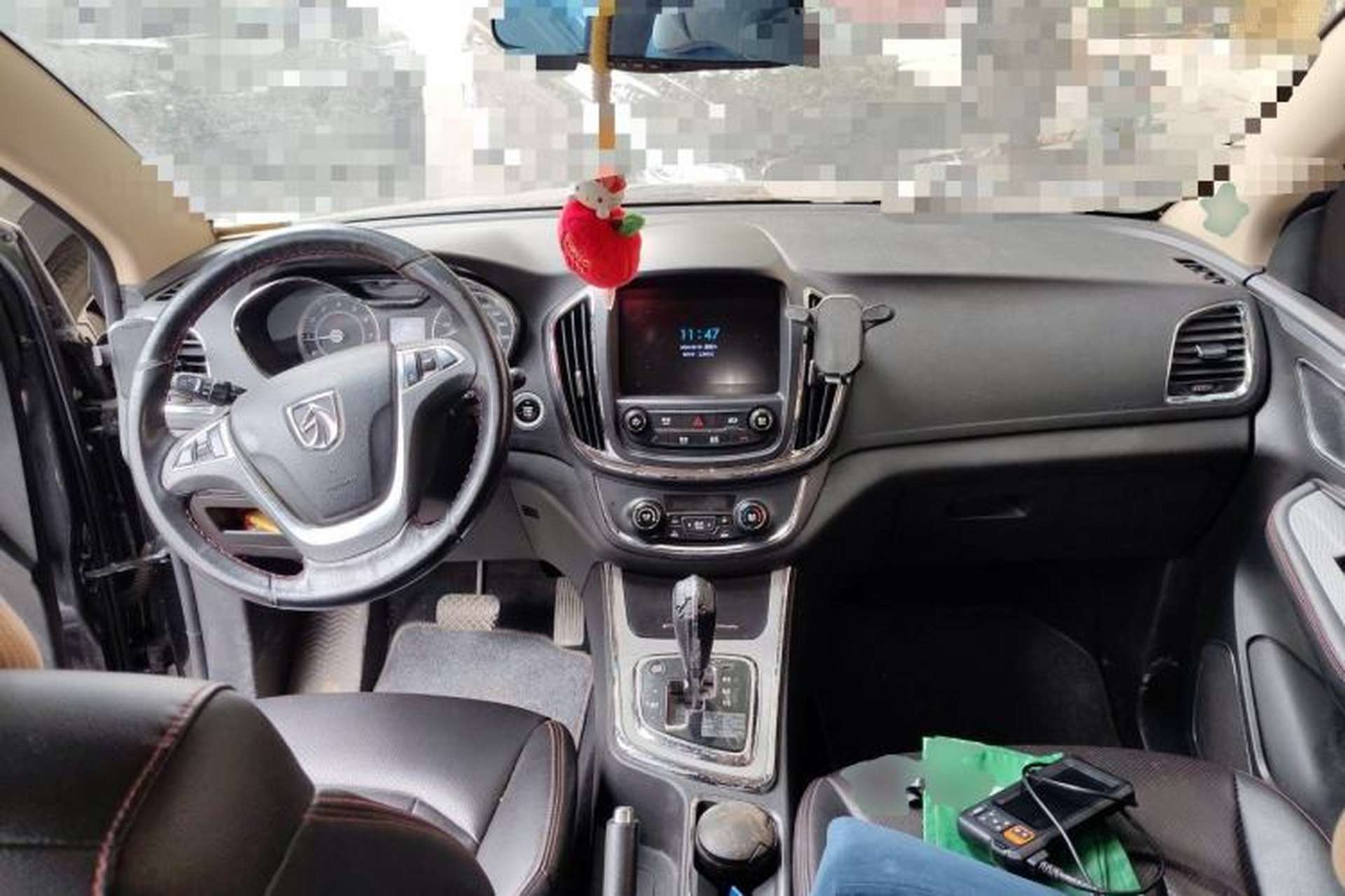 Used Baojun 560 2016 1.8L iAMT Luxury Model Center Console