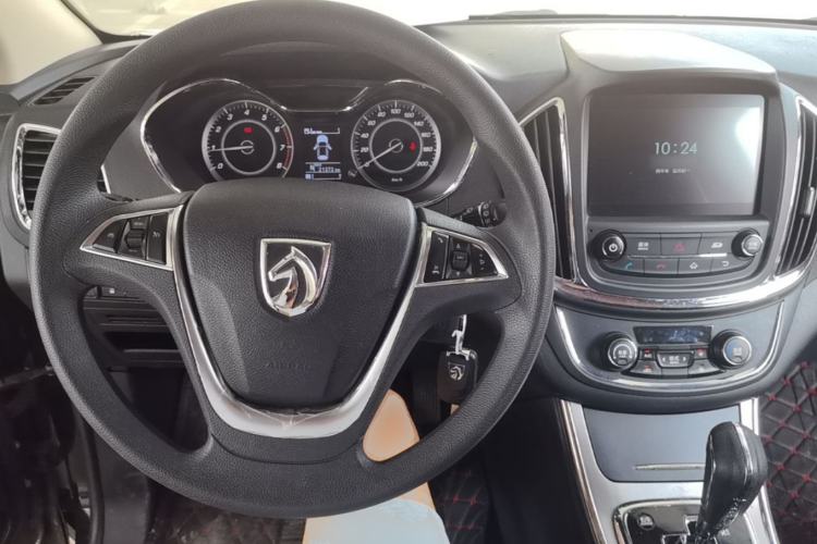 Used Baojun 560 2016 1.8L iAMT Elite Edition Center Console