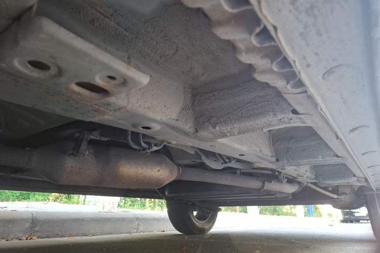 Used Baojun 560 2016 1.8L iAMT Luxury Model Chassis Front Left