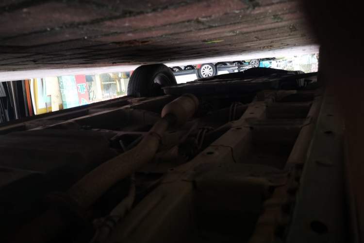 Used Baojun 560 2016 1.8L iAMT Luxury Model Chassis Rear Left