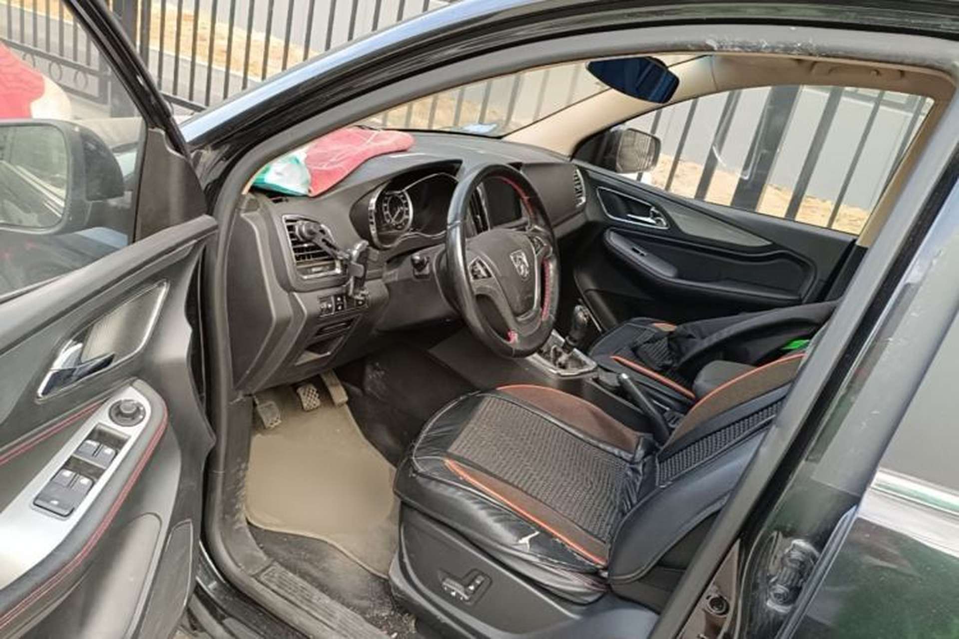 Used Baojun 560 2016 1.8L Manual Luxury Edition Driver Seat