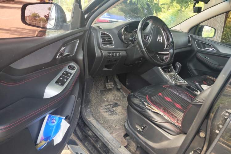Used Baojun 560 2016 1.8L iAMT Luxury Model Driver Seat