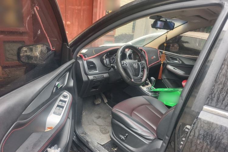 Used Baojun 560 2016 1.8L iAMT Luxury Model Driver Seat