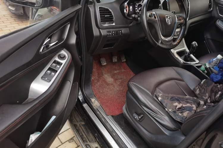 Used Baojun 560 2016 1.8L Manual Luxury Edition Driver Seat