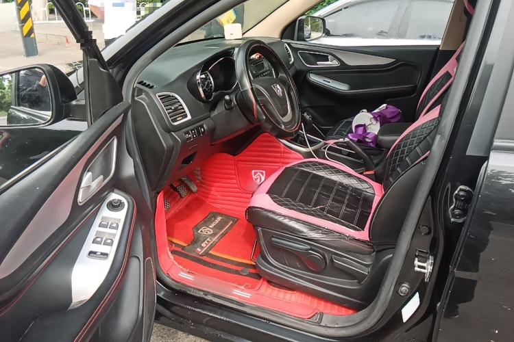 Used Baojun 560 2016 1.8L Manual Comfort Edition Driver Seat