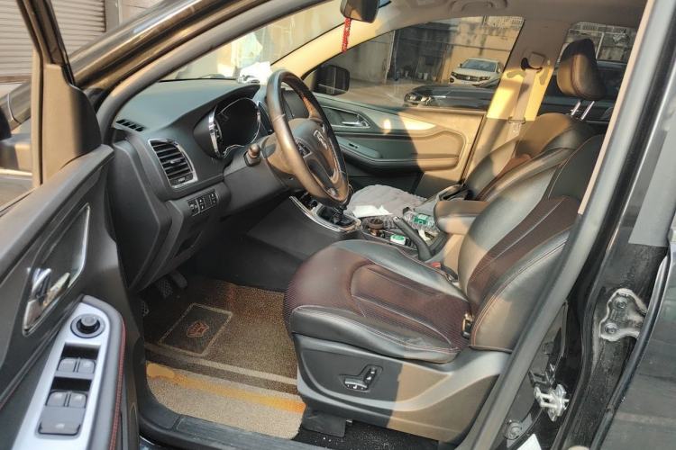 Used Baojun 560 2016 1.8L Manual Luxury Edition Driver Seat