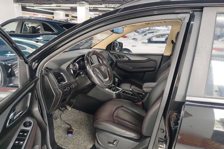 Used Baojun 560 2016 1.8L Manual Luxury Edition Driver Seat
