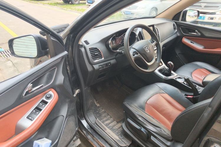 Used Baojun 560 2016 1.8L Manual Elite Edition Driver Seat
