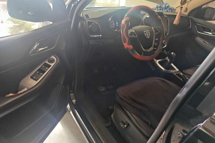 Used Baojun 560 2016 1.8L Manual Luxury Edition Driver Seat