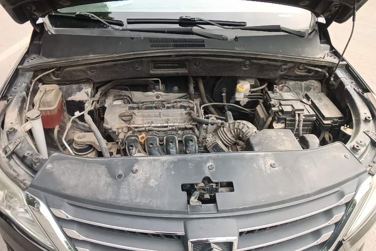 Used Baojun 560 2016 1.8L Manual Comfort Edition Engine Bay