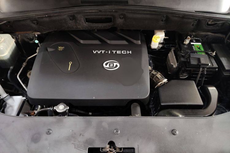 Used Baojun 560 2016 1.8L iAMT Luxury Model Engine Bay