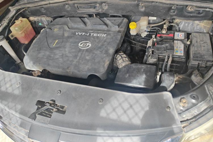 Used Baojun 560 2016 1.8L Manual Luxury Edition Engine Bay