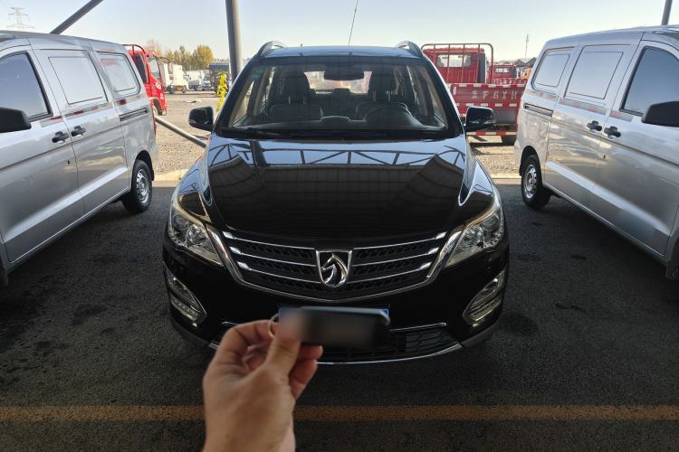 Used Baojun 560 2016 1.8L Manual Luxury Edition Exterior 1