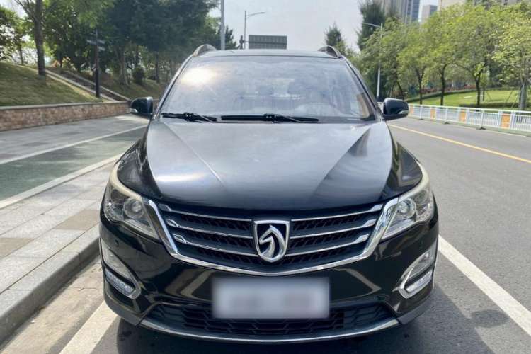Used Baojun 560 2016 1.8L Manual Luxury Edition Exterior 1