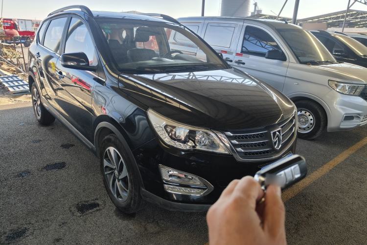 Used Baojun 560 2016 1.8L Manual Luxury Edition Exterior 2
