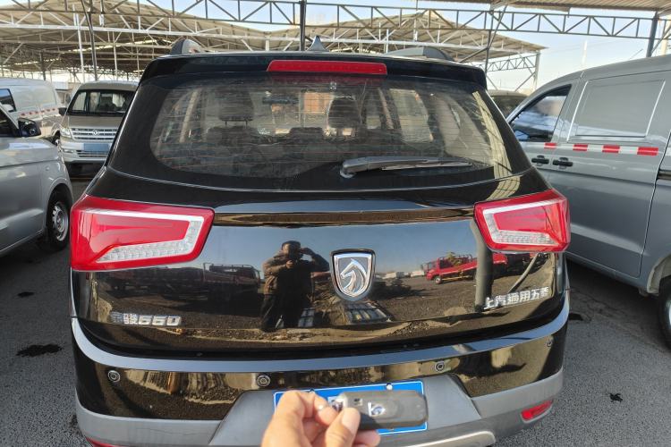 Used Baojun 560 2016 1.8L Manual Luxury Edition Exterior 4