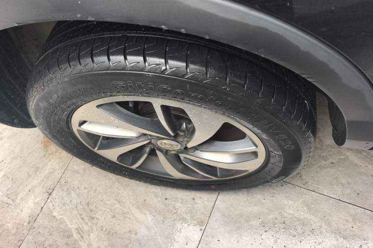 Used Baojun 560 2016 1.8L iAMT Luxury Model Exterior 4
