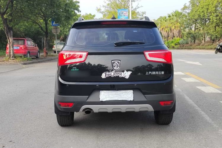 Used Baojun 560 2016 1.5T Manual Luxury Model Exterior 4