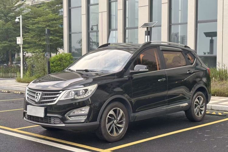 Used Baojun 560 2016 1.5T Manual Luxury Model Exterior 4