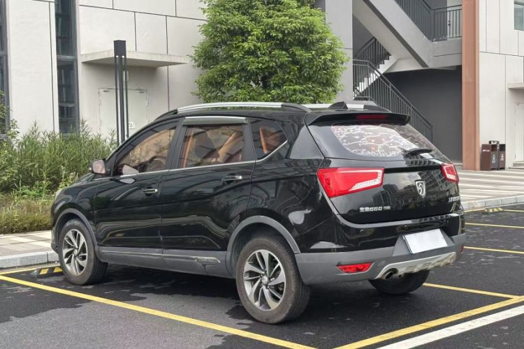 Used Baojun 560 2016 1.5T Manual Luxury Model Exterior 6