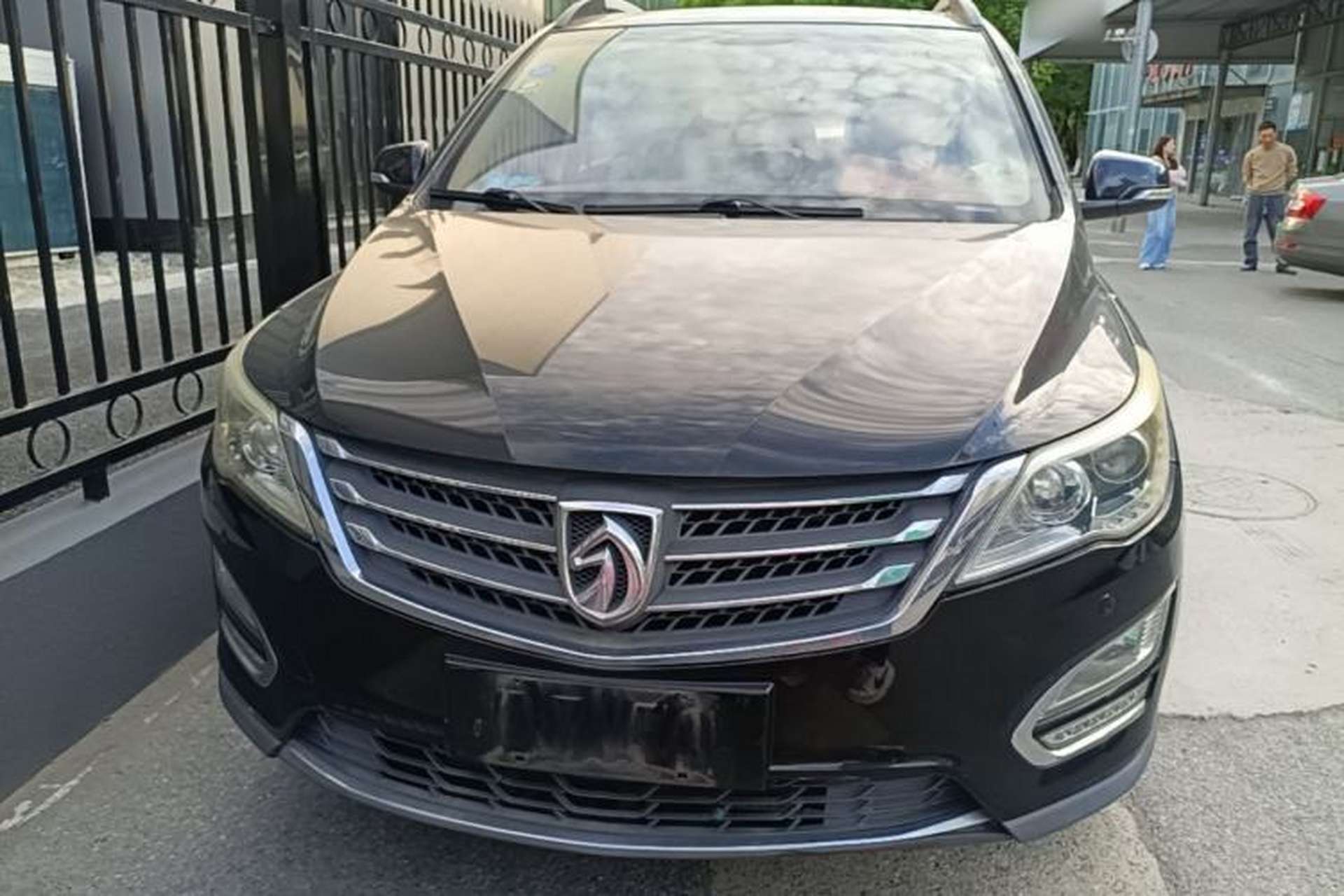 Used Baojun 560 2016 1.8L Manual Luxury Edition Front