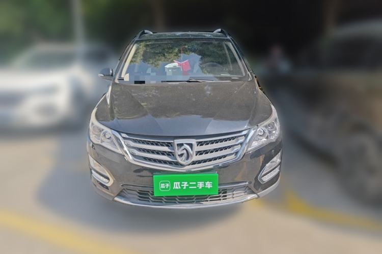 Used Baojun 560 2016 1.8L Manual Luxury Edition Front