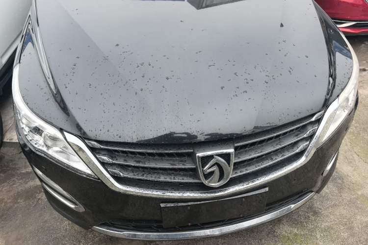 Used Baojun 560 2016 1.8L iAMT Luxury Model Front