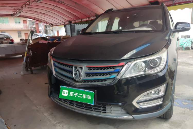 Used Baojun 560 2016 1.5T Manual Comfort Edition Front