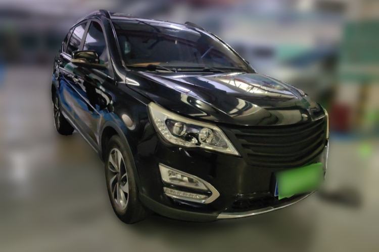 Used Baojun 560 2016 1.5T Manual Luxury Model Front Right 45 Deg