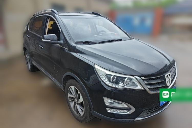 Used Baojun 560 2016 1.8L Manual Luxury Edition Front Right 45 Deg