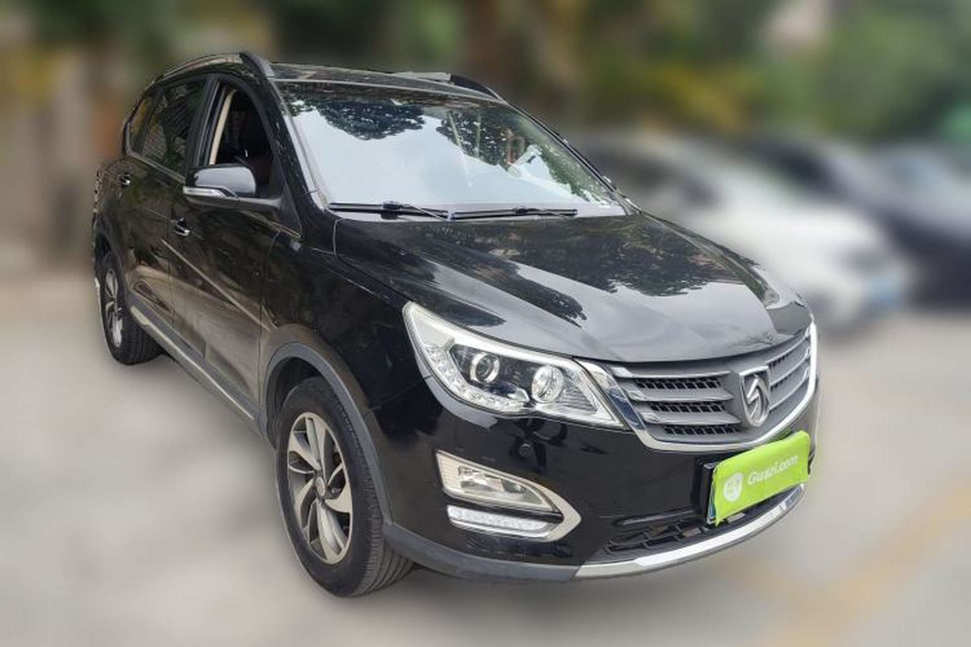 Used Baojun 560 2016 1.8L iAMT Luxury Model Front Right 45 Deg