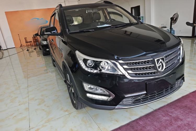 Used Baojun 560 2016 1.8L Manual Luxury Edition Front Right 45 Deg