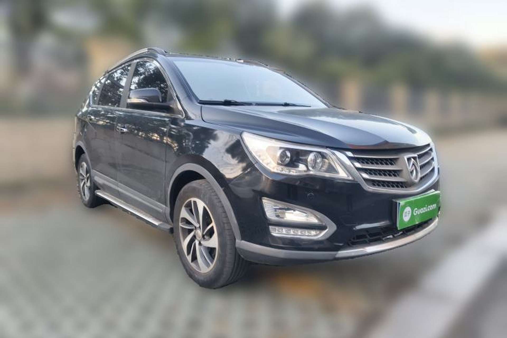 Used Baojun 560 2016 1.8L iAMT Luxury Model Front Right 45 Deg