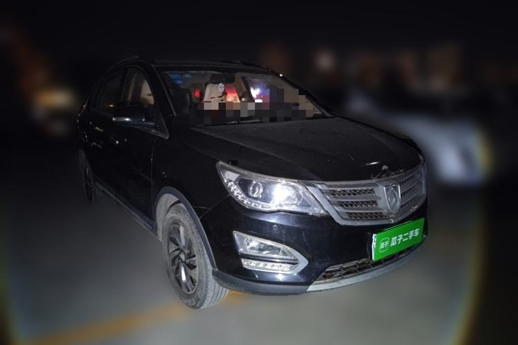 Used Baojun 560 2016 1.8L iAMT Luxury Model Front Right 45 Deg