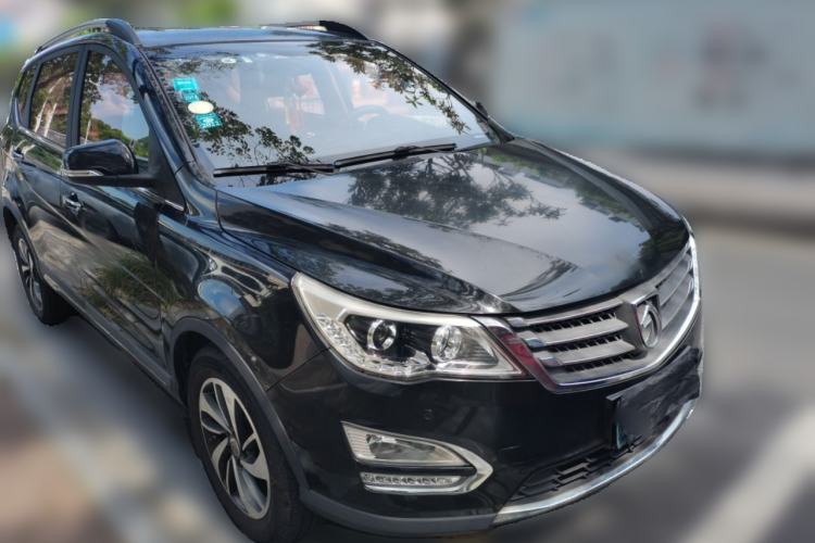 Used Baojun 560 2016 1.8L Manual Luxury Edition Front Right 45 Deg