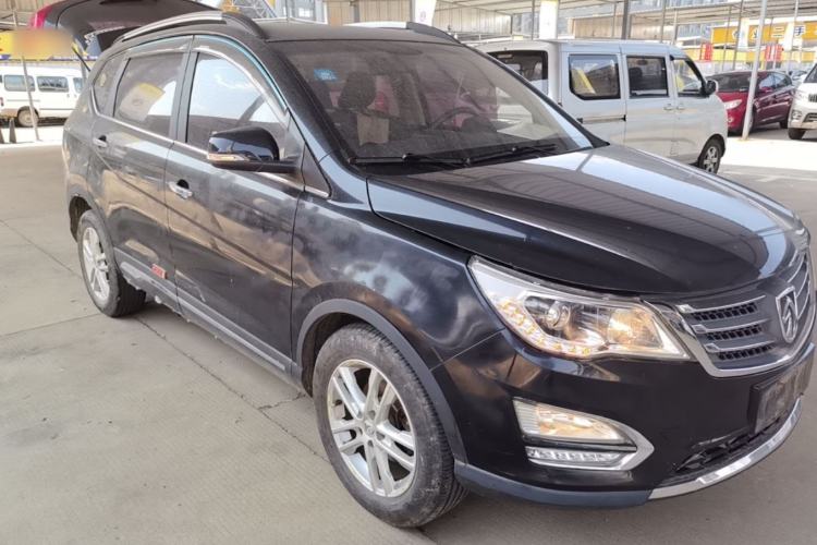 Used Baojun 560 2016 1.8L iAMT Elite Edition Front Right 45 Deg