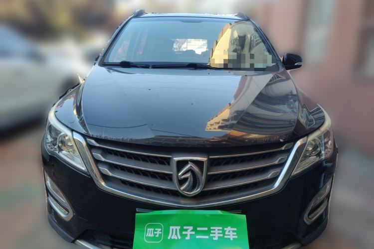 Used Baojun 560 2016 1.5T Manual Luxury Model Front
